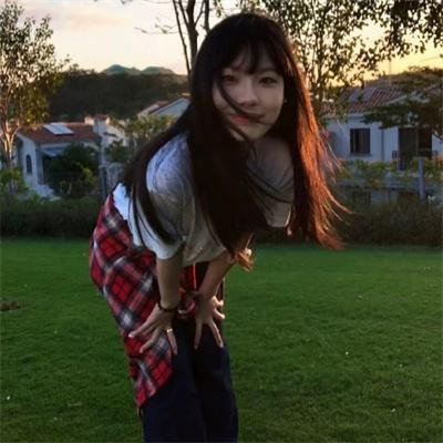 走夜路的男人